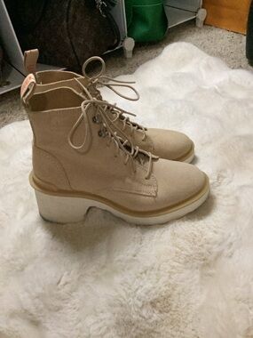 Sorel Beige Lace-Up Platform Ankle Boots